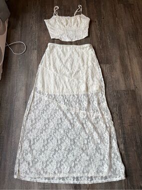 No Boundaries White Lace Two piece dress